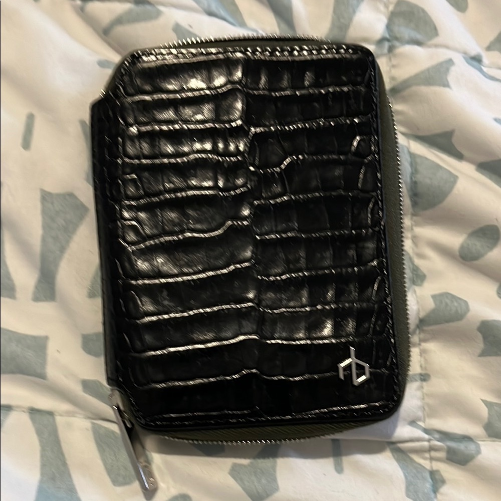 rag n bone Black Crocodile Embossed Zip Around Wallet. BNWOT.